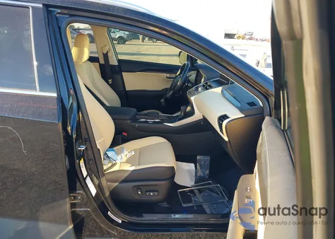 2019 Lexus Nx 300 z USA, uszkodzony, nr VIN JTJBARBZ0K2203268